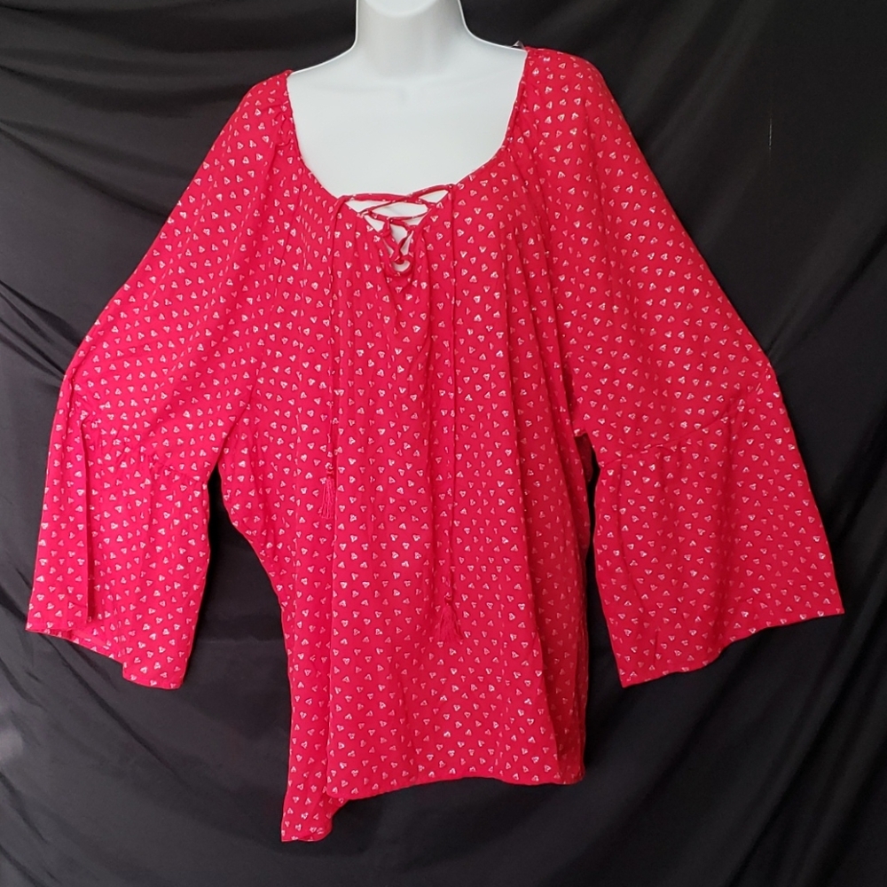 💕💥 NWOT Beautiful Faded Glory Bell Sleeve Flowy Blouse